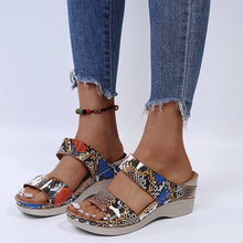 Load image into Gallery viewer, Women's Casual Slope Heel Snake Print Slippers

