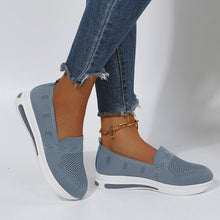 Load image into Gallery viewer, Women's Flyknit Flat Heel Round Toe Comfort Walking Shoes
